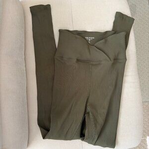 Year of Ours Veronica Ribbed Legging in Olive